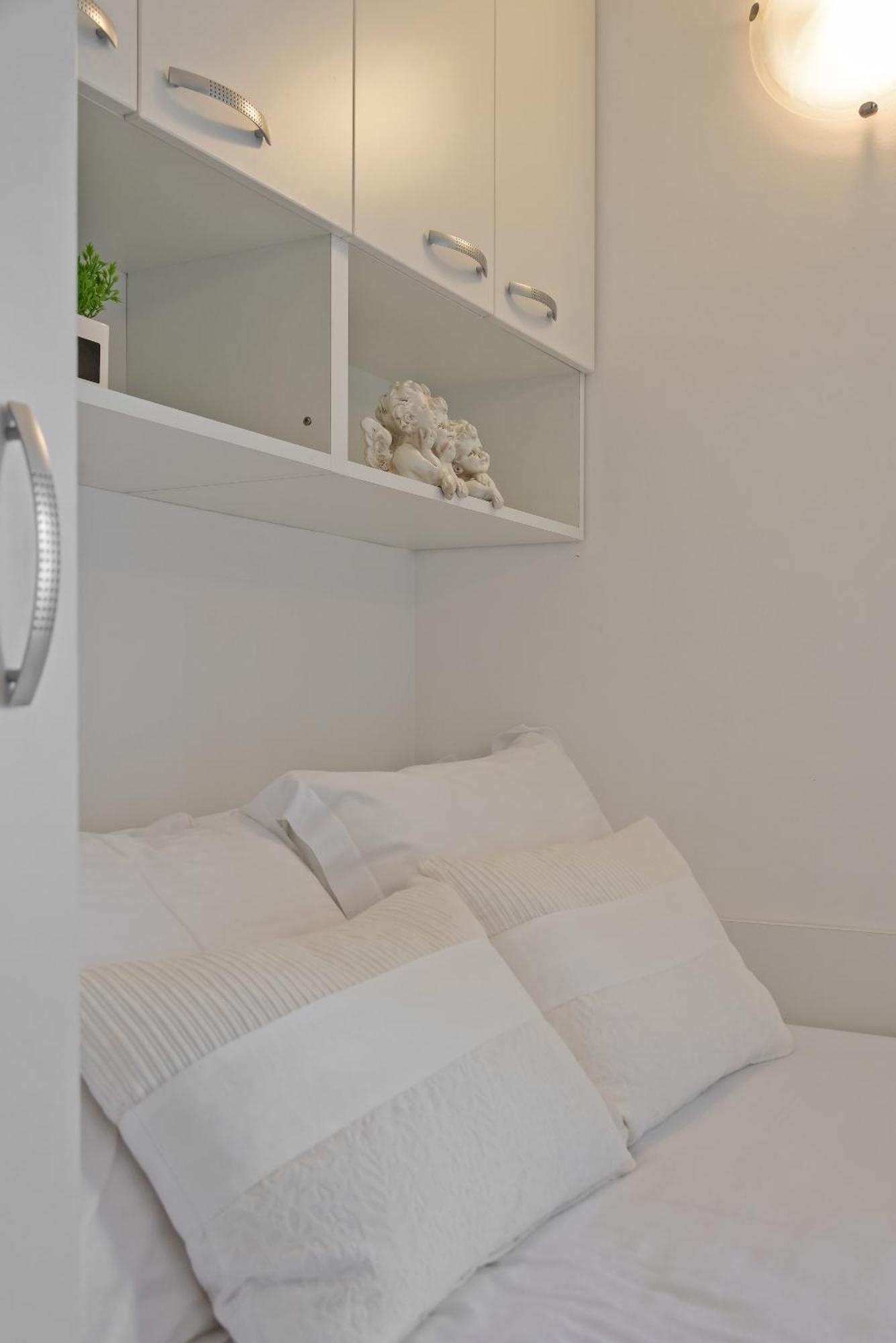 Apartments And Rooms With Parking Space Rogoznica - 10339 Quarto foto
